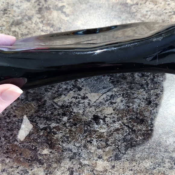 Saks Fifth Avenue Glossy Black Makeup Pouch - Picture 9 of 11